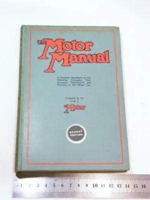 Lot of 5 vintage The Motor manual books - as per photo