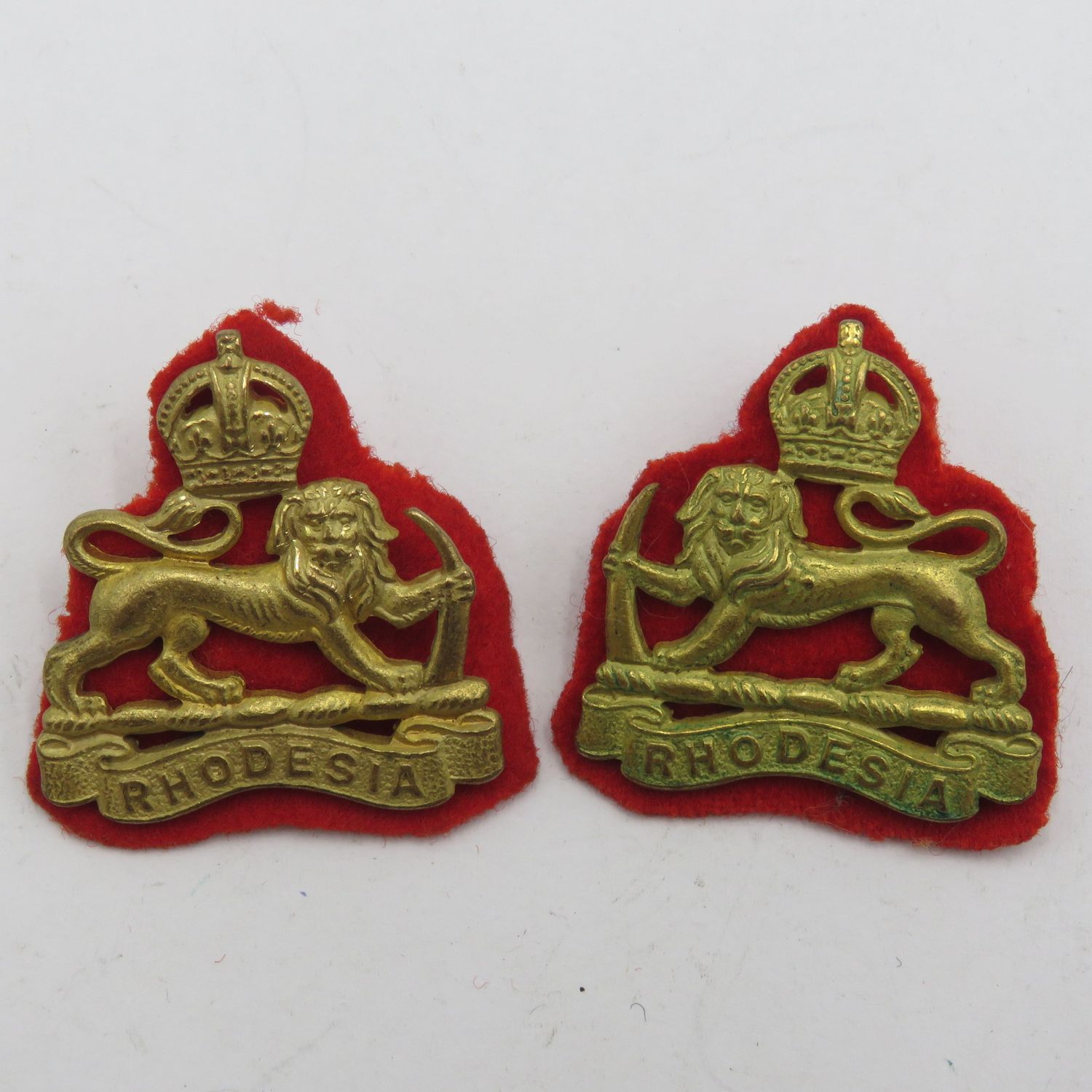 Pair of Southern Rhodesia staff corps collar badges