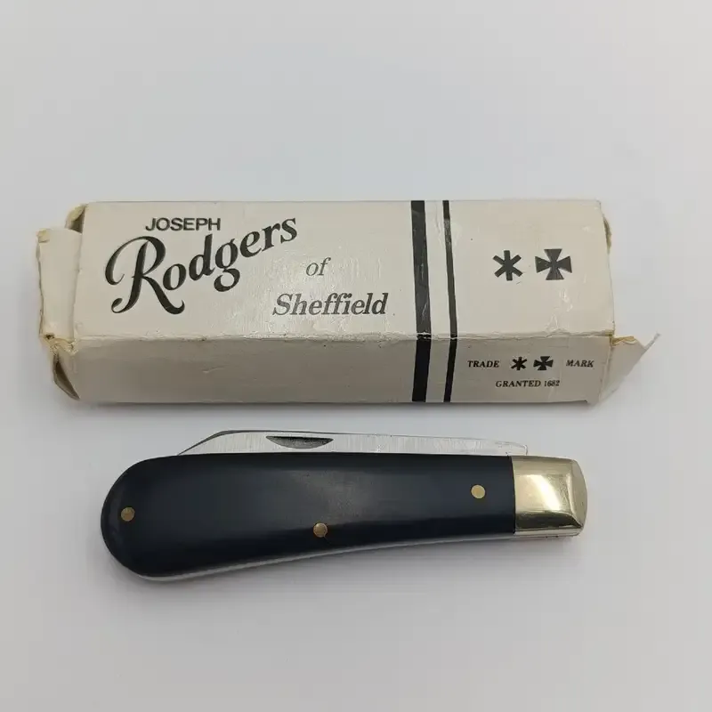 Joseph Rodgers pocket knife in box - Sanlam branding on on blade