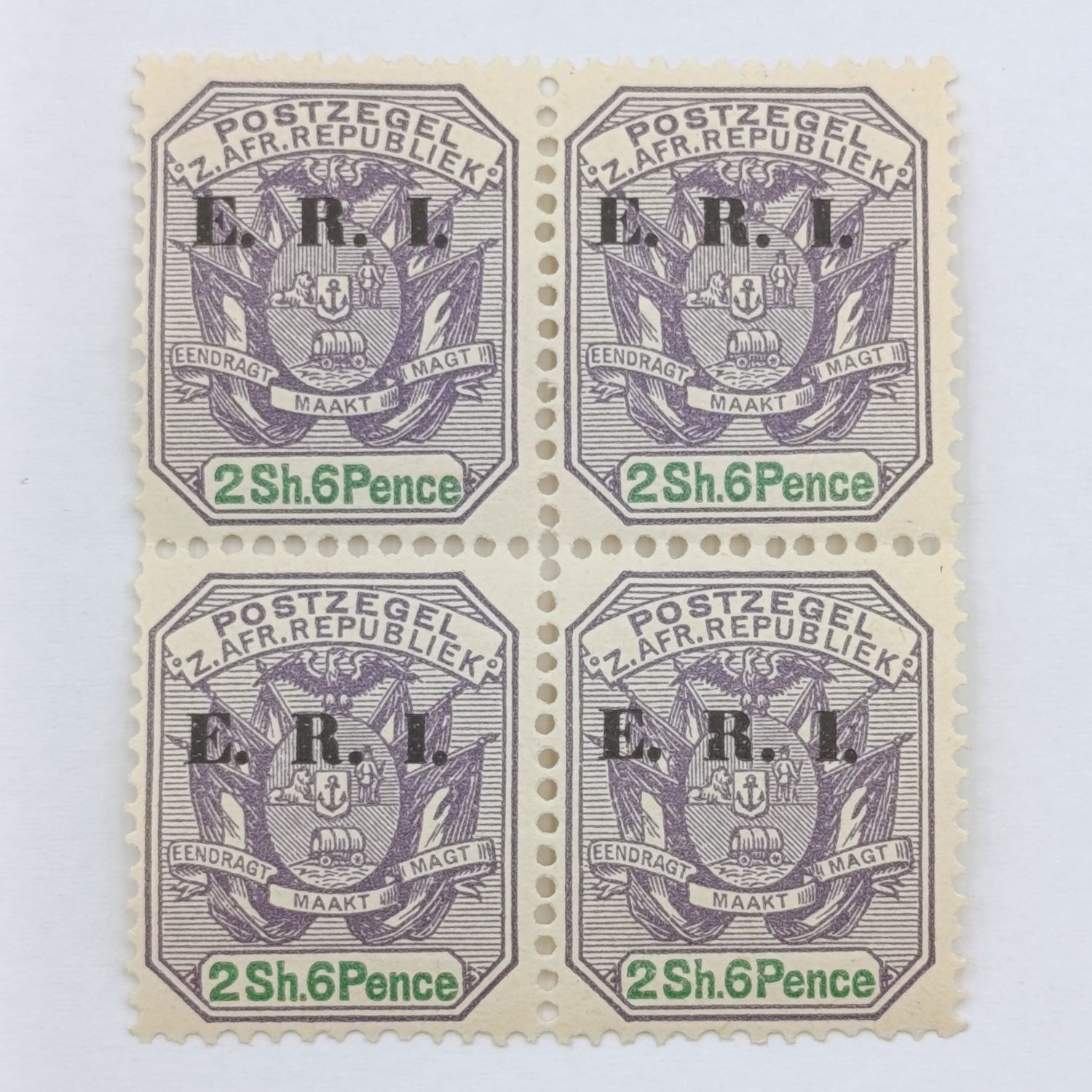ZAR  256d SACC 248 October 1902 Block of 4 mint stamps - never hinged