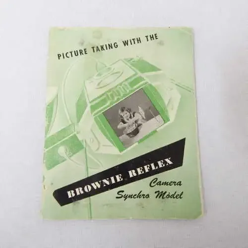 Picture taking with the Brownie Reflex Synchro Model instruction manual