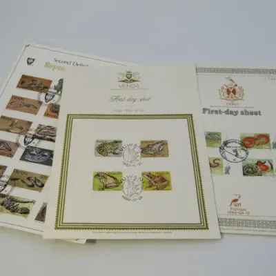 Lot of 9 Postal items with insects, snakes and small animals