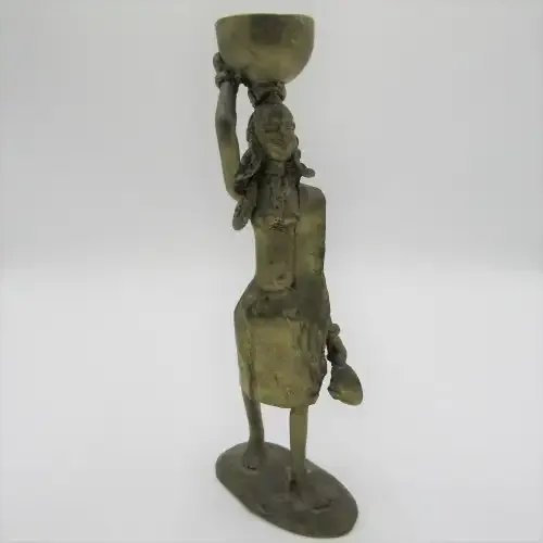 Ashanti bronze statue of lady with pot on head - lost wax method used