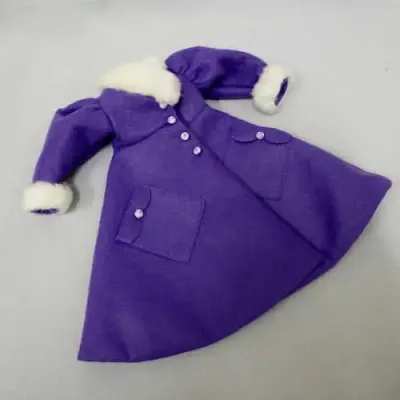 Madame Alexander - 16` Little Woman play doll collection - Meg`s Winter Coat #18800 in box - As New