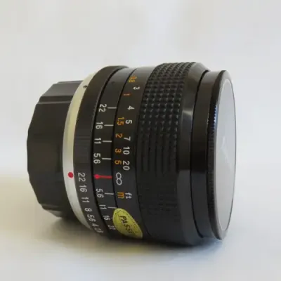 Eyemik Multi Coated 28 mm f 2.8 fully automatic wide angle lens for Pentax K, Ricoh XR