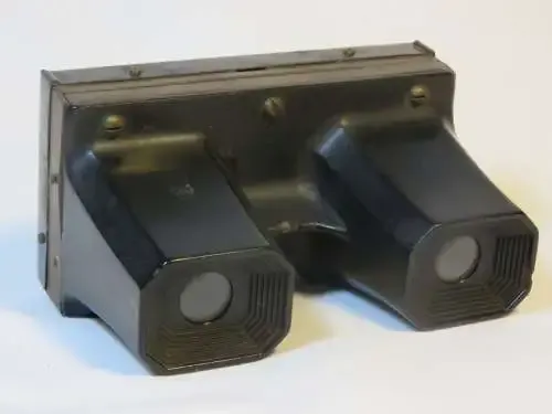 Antique handheld stereo viewer