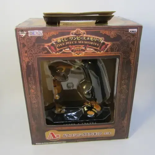 One Piece Memories Luffy and Shanks figurine in box