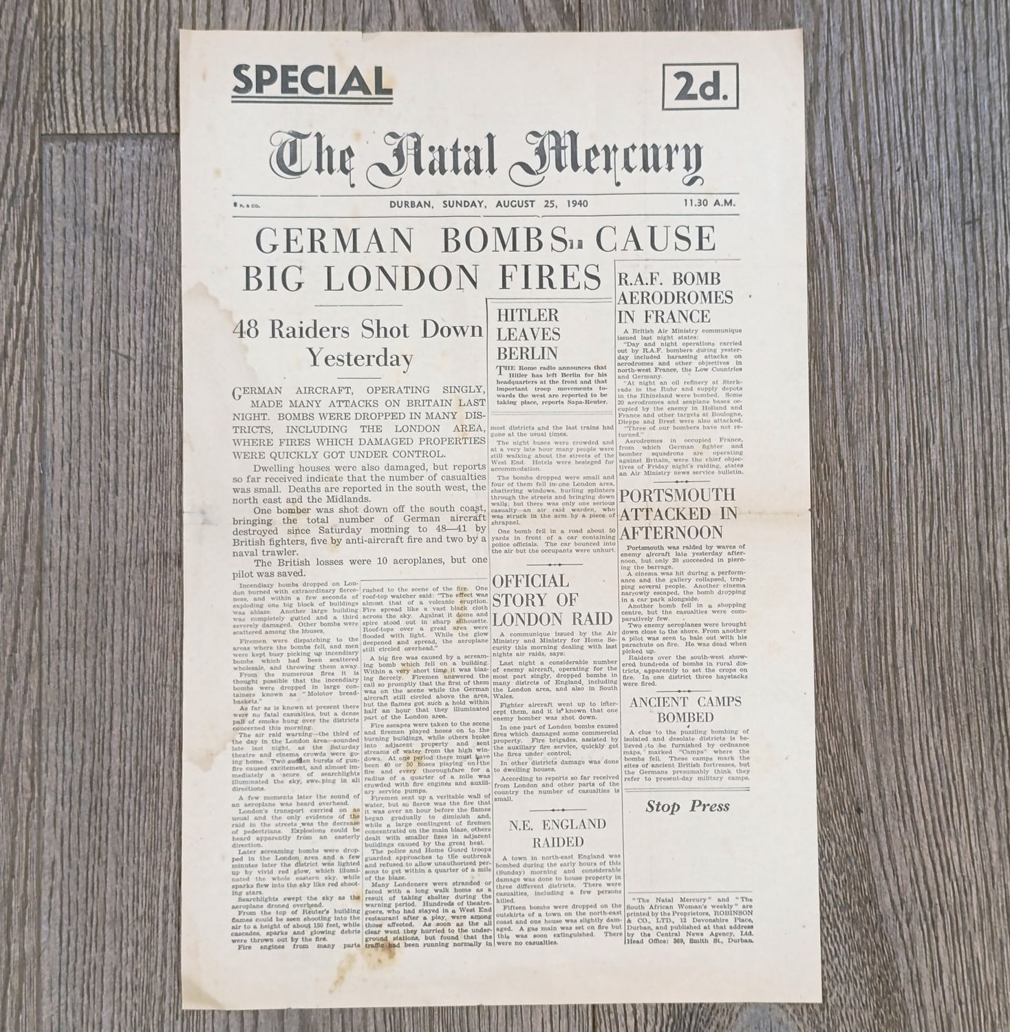 Special Edition of the Natal Mercury dated August 25 1940 The London blitz