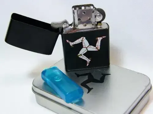 Isle of man pocket lighter gift set with lighter fluid - in tin - as per photo