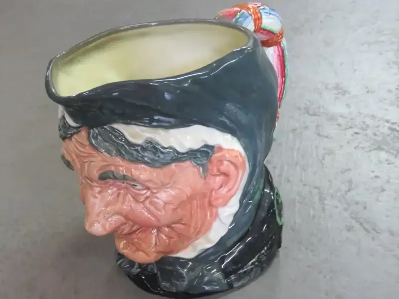 Royal Doulton Granny Character jug - Large
