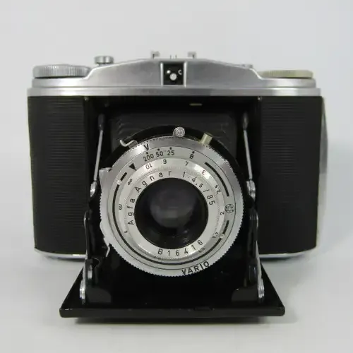 Vintage ASGFA Isolette II folding camera with Vario shutter and AGFA Agnar 1:4.5/85 lens in pouch