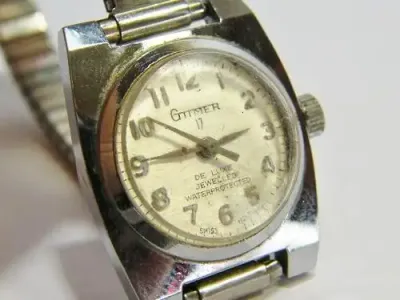 Vintage Gitmer manual wind ladies watch - over wounded - as per photo