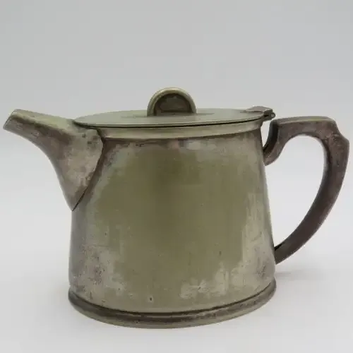 Commercial Hotel Caledon silverplated tea pot by Walker and Hall