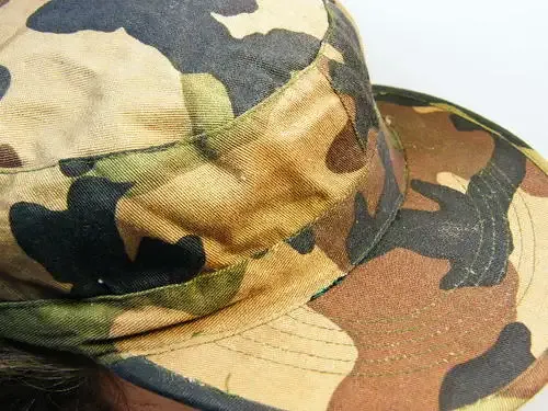 Unknown military camo cap - no markings or size indication - as per photo