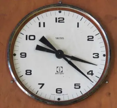 Vintage Smiths Battery clock - Well used, but working