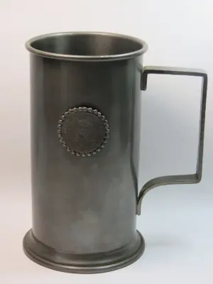 Vintage Italian pewter tankard with emblem of 1910 German 3 Mark coin - 17.5cm