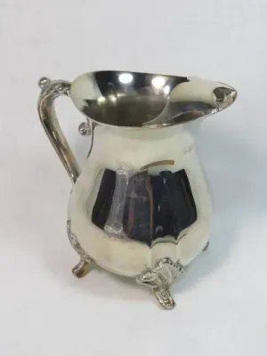 Viners International silver plated pitcher 12,5cm in length