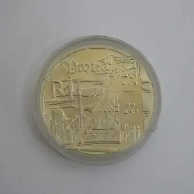 1999 RSA Silver Protea R1 proof - only 2617 minted - Small crack in capsule