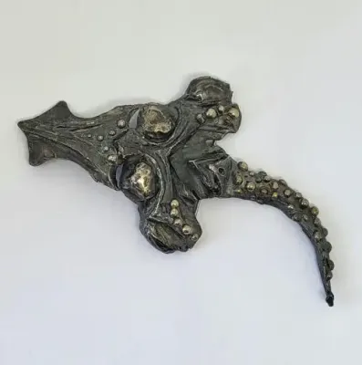 Handmade sterling silver stingray brooch - Weighs 29.3g