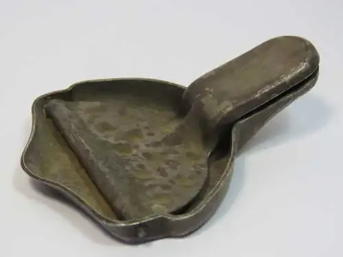 Vintage Riter `Citro` patent lemon wedge squeezer