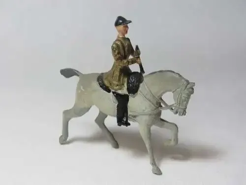 Vintage Clarinet musician lead soldier - Lifeguards of Household cavalry mounted band