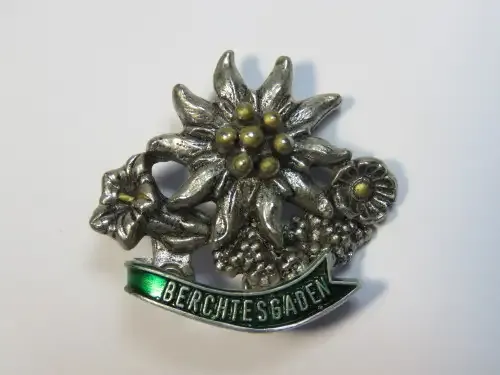 Berchtesgaden Germany souvenir pin badge 