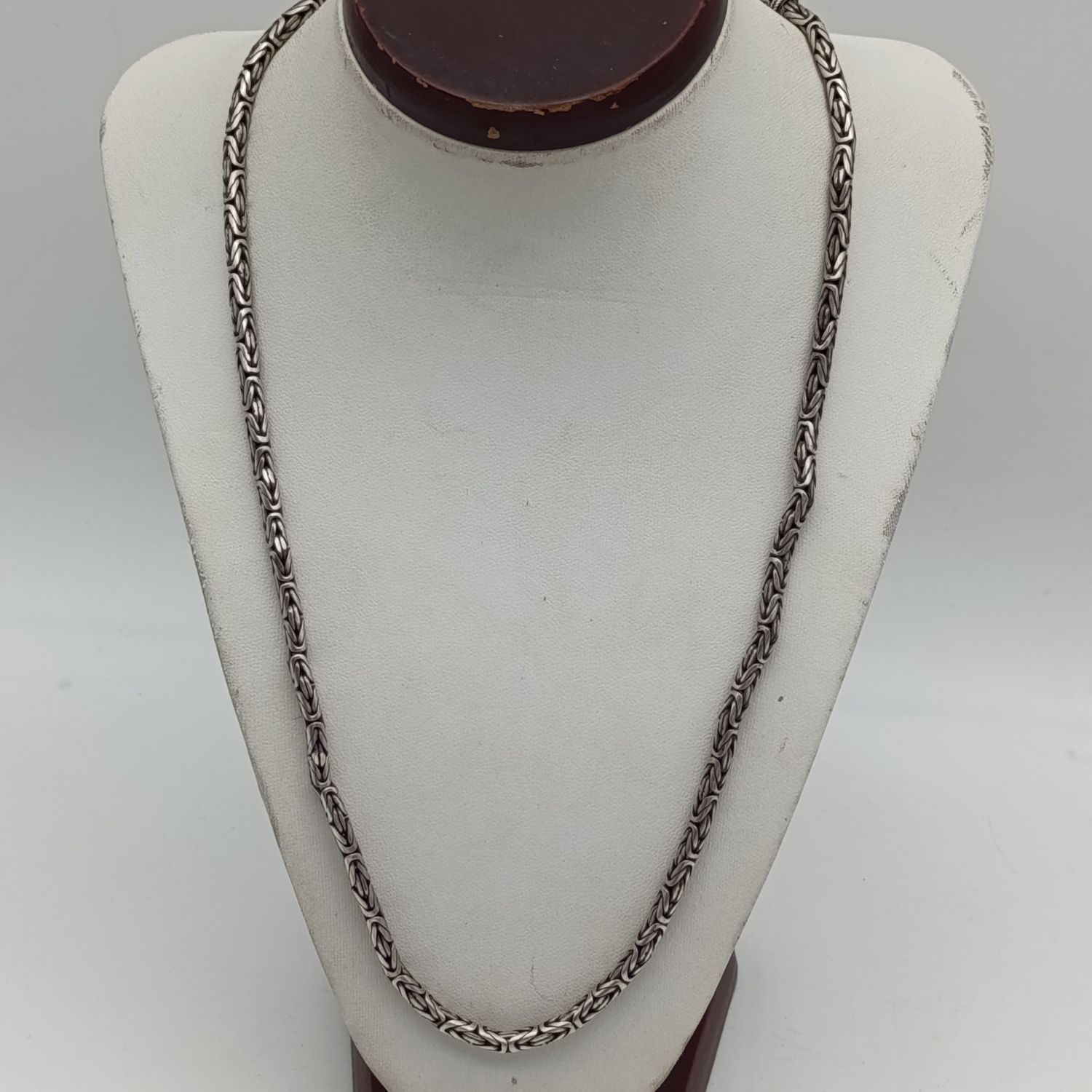 Vintage silver necklace with T-bar clasp - weighs 49.6g