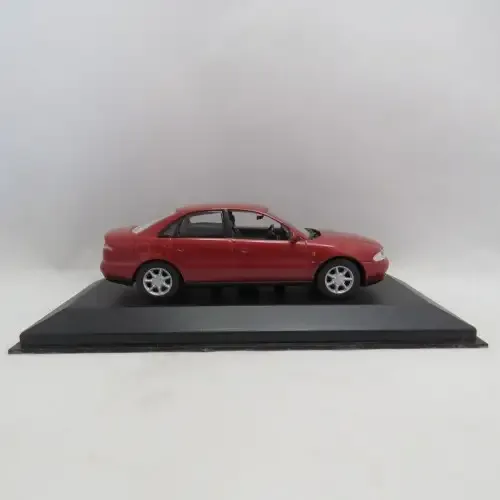 Minichamps Audi A4 die-cast model car - Scale 1/43 - Case has some damage
