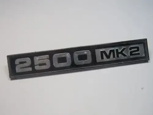 Triumph 2500 MK2 metal badge with pins