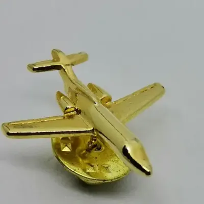 Hawker Siddeley HS 125 Aircraft pin badge