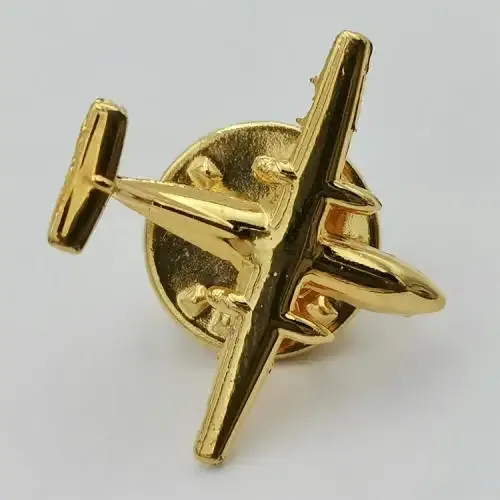 Franco - Italian ATR 42 Regional Airliner aircraft pin badge