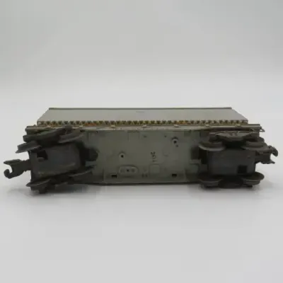 Vintage Lionel #2411 flat car with custom made container - O-Gauge