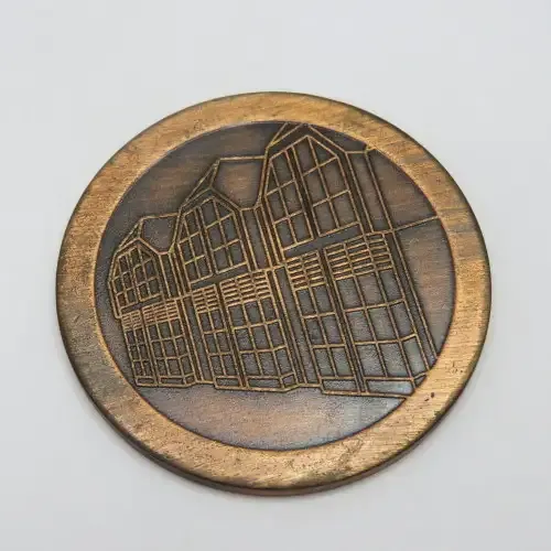 Volkswagen V.A.G Marketing Management Institut medallion