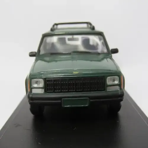 DelPrado 1993 Jeep Grand Cherokee model car - Scale 1/43