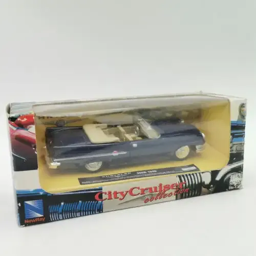NewRay 1959 Chrysler 300 E dis-cast model car - Scale 1/43