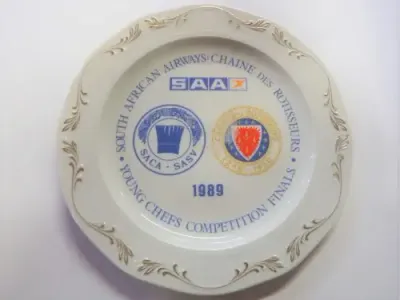 1989 SA Airways Young chefs competition plate