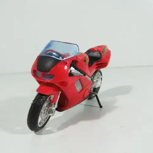 Maisto Honda NR 750 model motorcycle - Scale 1/18
