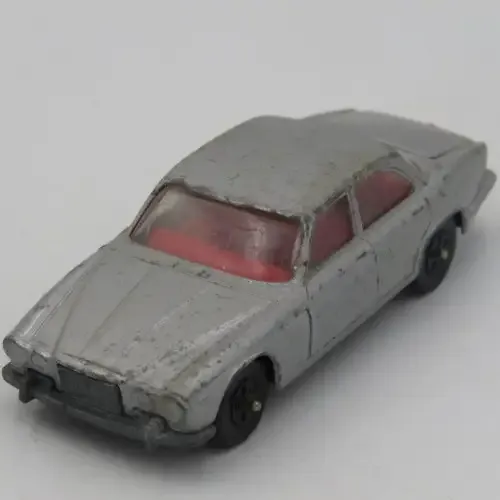 Corgi Juniors Wizz wheels Jaguar XJ6 toy car - opening rear