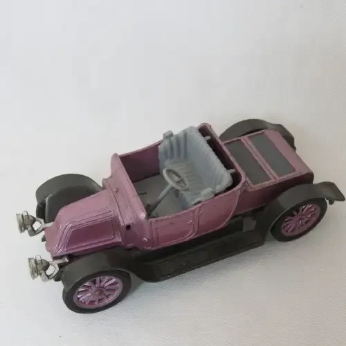 Corgi Classics 1910 Renault 12/16 model car - Windshield missing