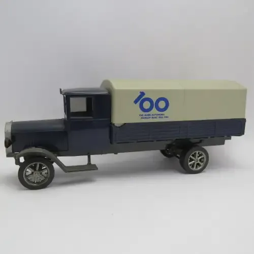 Cursor Modell 474 5K3/1923 plastic truck - Missing wheel and grille
