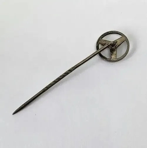 Vintage Mercedes-Benz stick pin badge