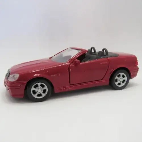 Maisto Mercedes-Benz SLK model car - Scale 1/35