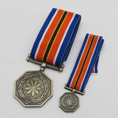 SANDF Tshumelo Ikatelaho medal plus miniature #2270