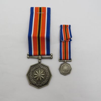 SANDF Tshumelo Ikatelaho medal plus miniature #2257