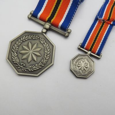 SANDF Tshumelo Ikatelaho medal plus miniature #2257