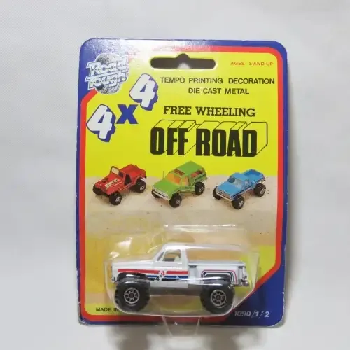 Vintage Road Tough 4x4 off-Roader pick-up truck die cast in pack