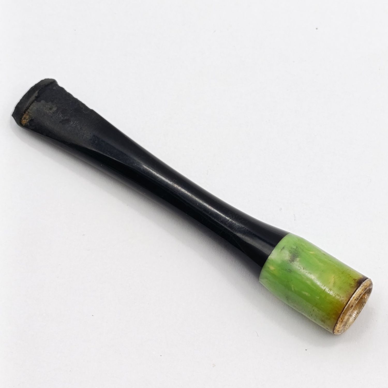 Vintage cigarette holder mouthpiece