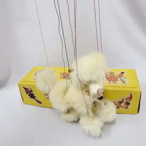Pelham Puppets white French poodle marionette with incorrect box - Strings: 29.5 cm, Doll: 17 cm