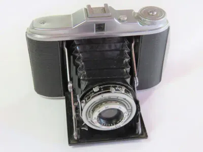 Agfa Isolette with Agnar 85mm f4.5 lens - Untested