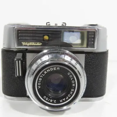 Vintage Voiglander Vitomatic 11b 35mm camera with 2.8/50mm lens